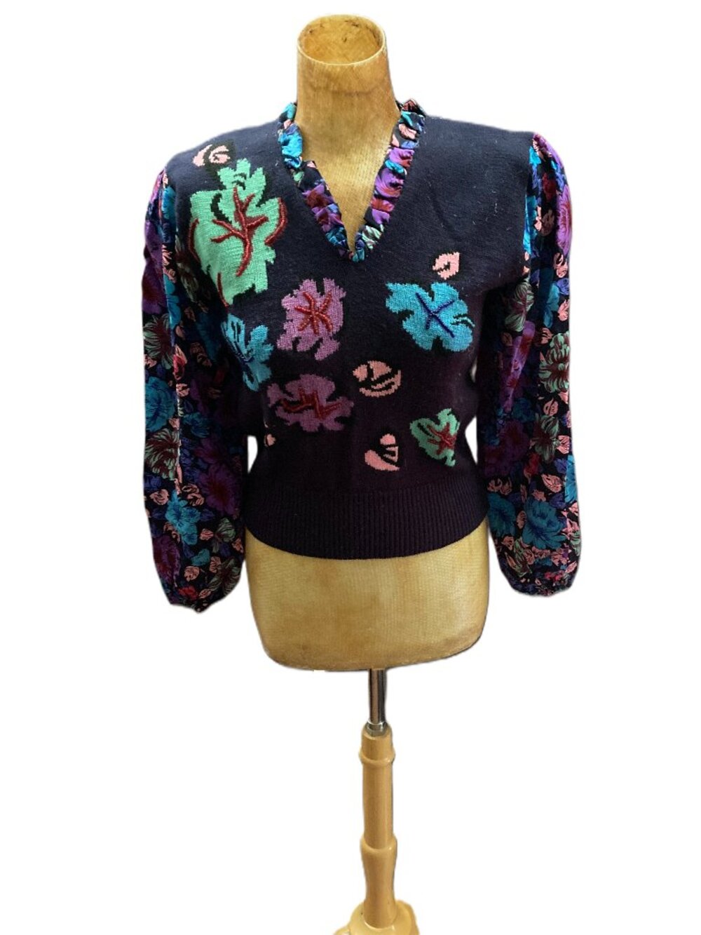 Diane Freis VTG Blue Floral Knit Wool Sweater Sz.S